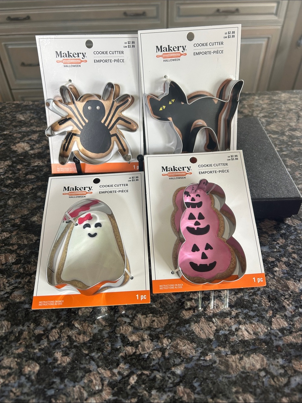 MAKERY HALLOWEEN COOKIE CUTTER LOT OF 4 NWT